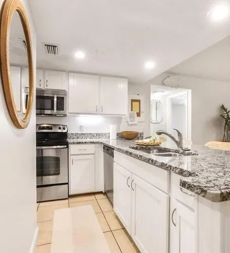 Sugar Beach153- 4 Pools Beachfront Holiday home *