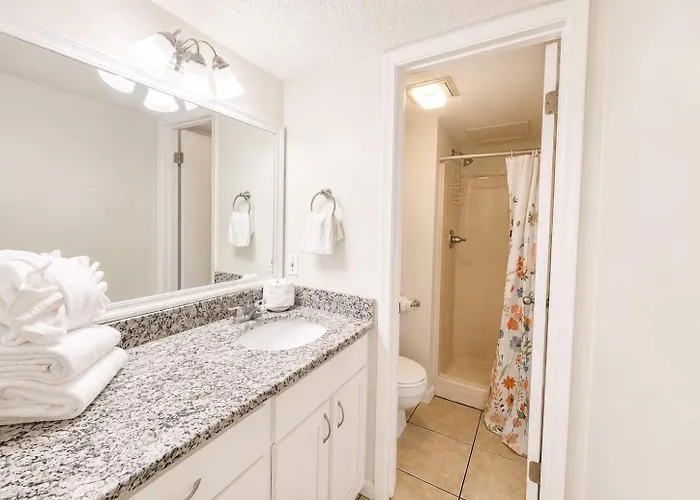 Sugar Beach153- 4 Pools Beachfront Holiday home Gulf Shores